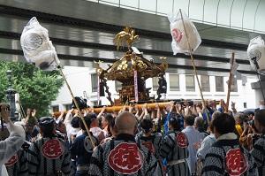 神轎日本橋300.jpg