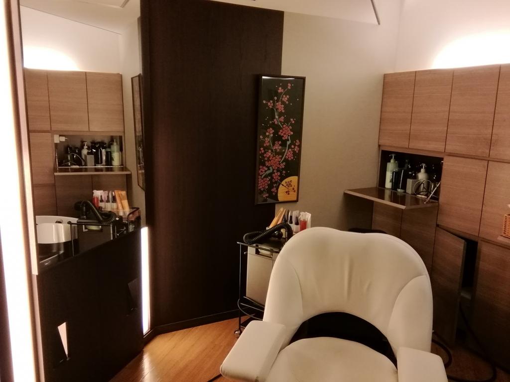  櫻花季節的頭巾體驗
　～Hair Salon ONO艷出專科總店～