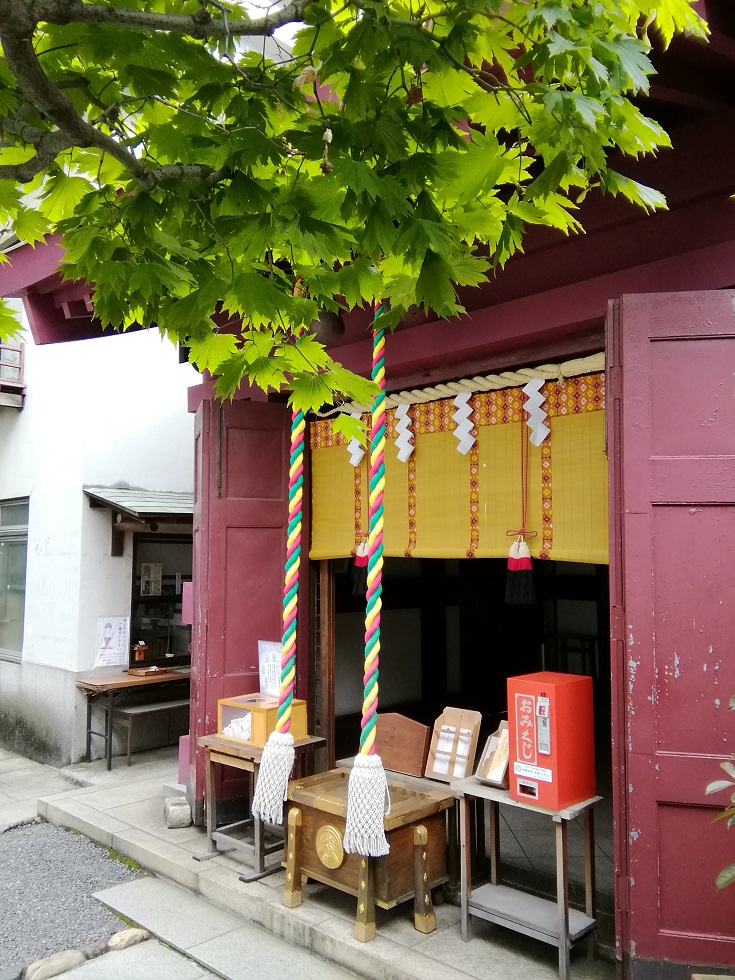 從笠間稻荷神社東京別社人形町站可以去的安靜氛圍的神社9
　～笠間稻荷神社東京別社～ 