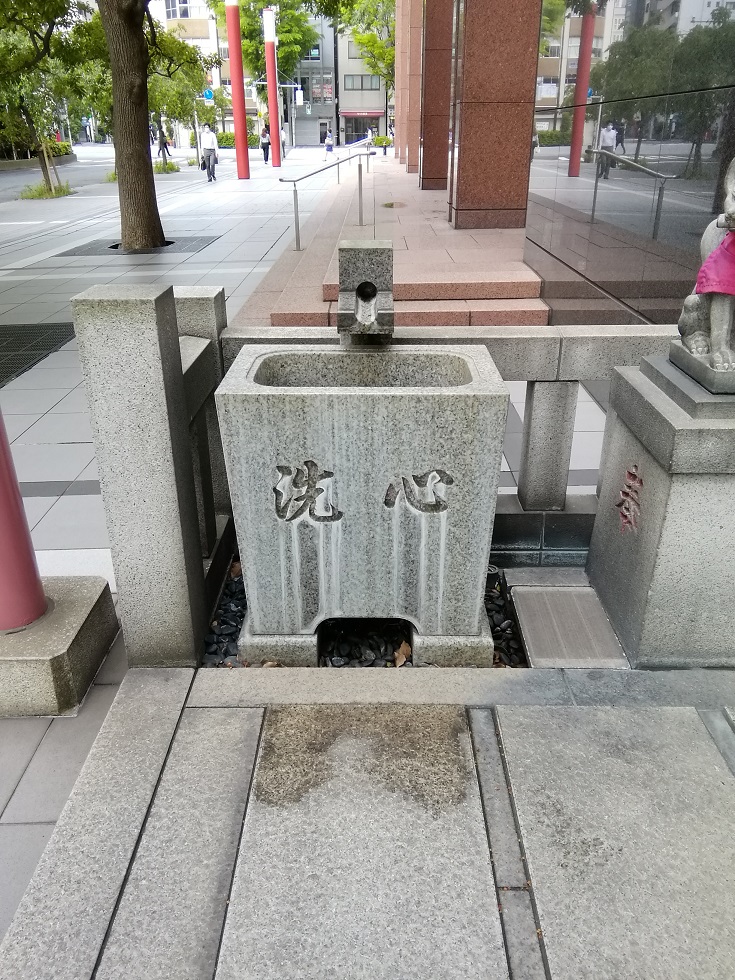  從人形町站可以去的安靜氛圍的神社10～笠間稻荷神社明治座分社～ 