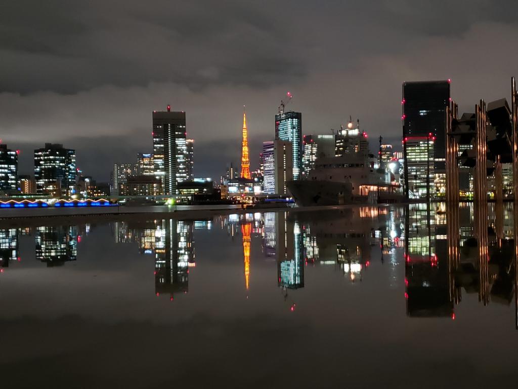  傍晚開始的晴海碼頭客船終點站的夜景非常美麗。
