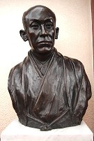 五世尾上菊五郎像1936 1936年發現朝倉文夫製作雕刻家朝倉文夫和歌舞伎演員胸像感興趣的故事!