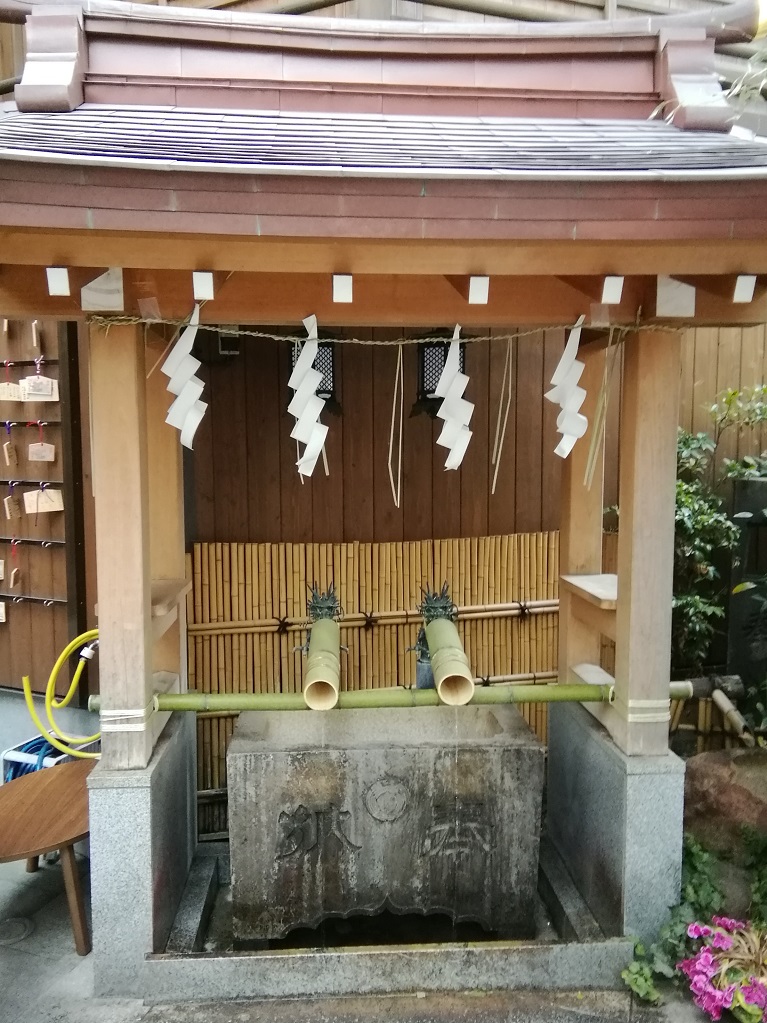  從人形町站可以去的安靜氛圍的神社NO.35
 　～小網神社～ 