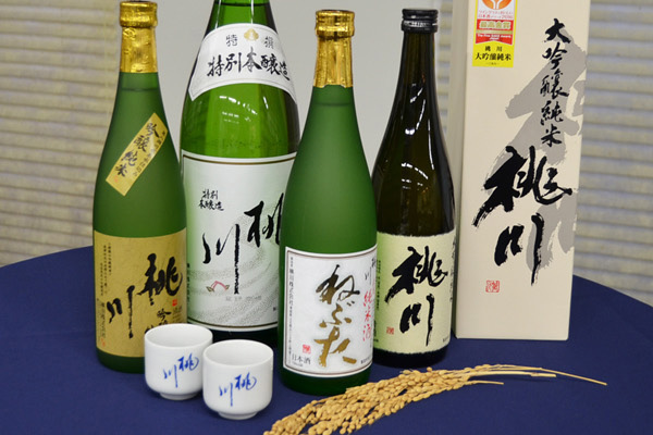 在銀座享受銘酒窖“至極的絕品”<青森縣藏元桃川>2019年5月中旬-6月下旬舉辦研討會的介紹
　～白鶴銀座風格～