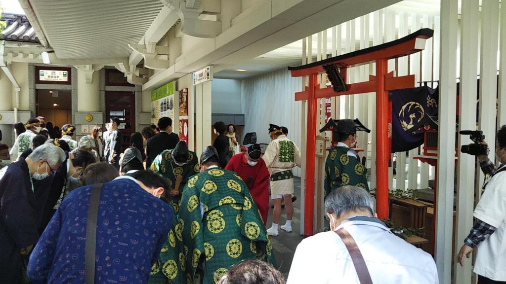  鐵炮洲稻荷神社定期大祭祀的4天
