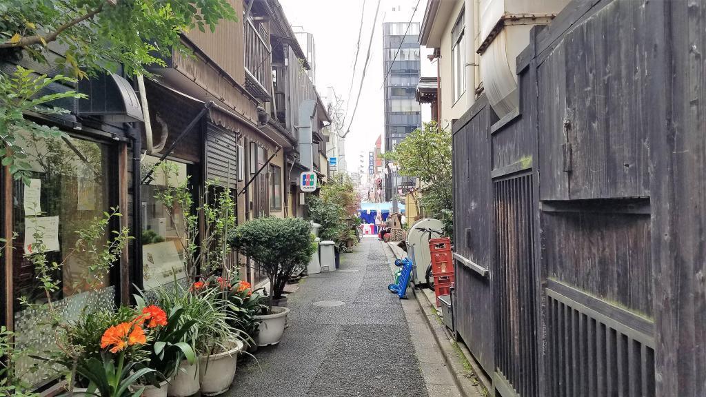  餘情人形町花祭