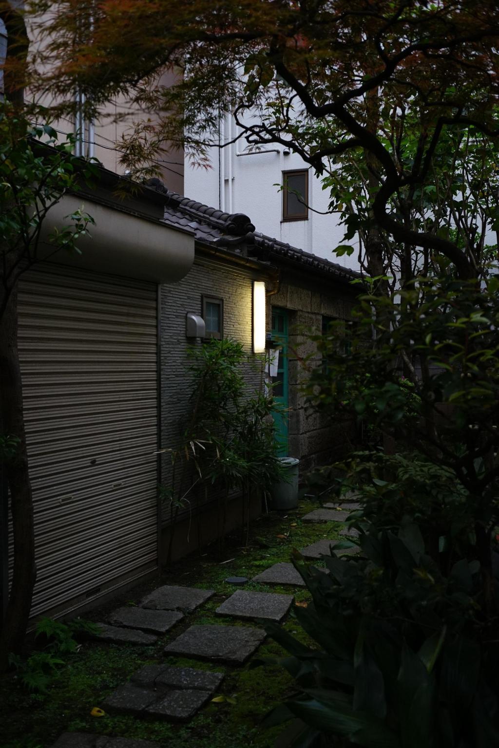  新川幽靜的神社大榮稻荷神社