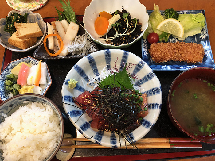 “神港”的午飯浜町“神港”