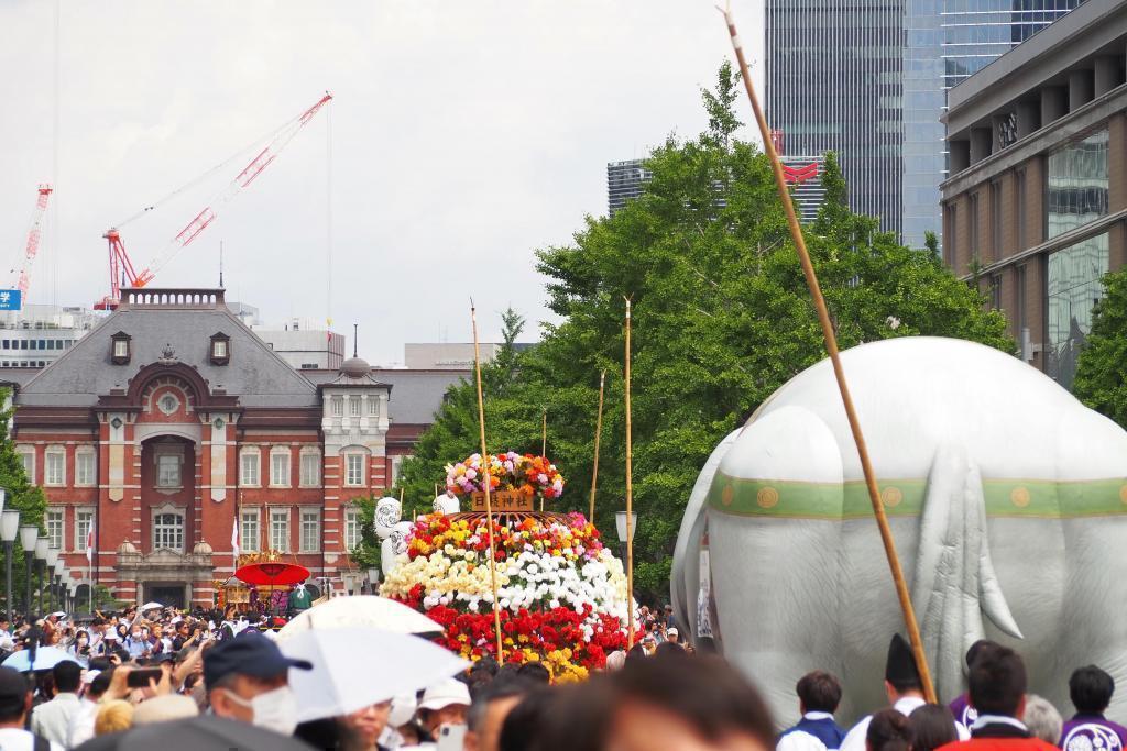  山王祭開始了。