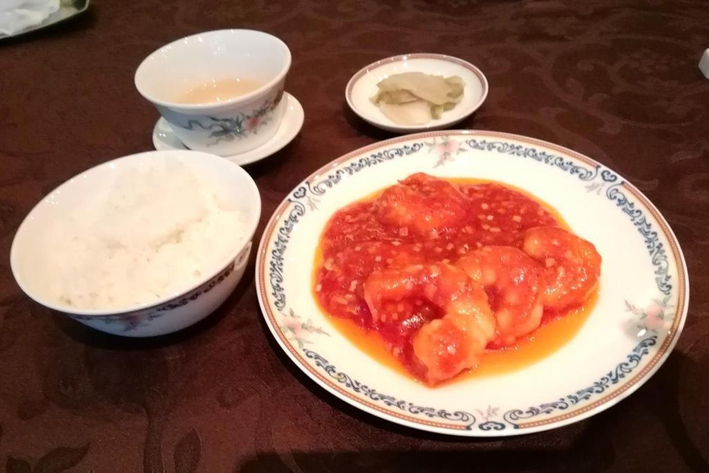  奧克拉飯店傳統的中國菜
　正宗廣東料理在日本橋
　吃到了那個午餐。
　　～桃花林日本橋室町賓館～