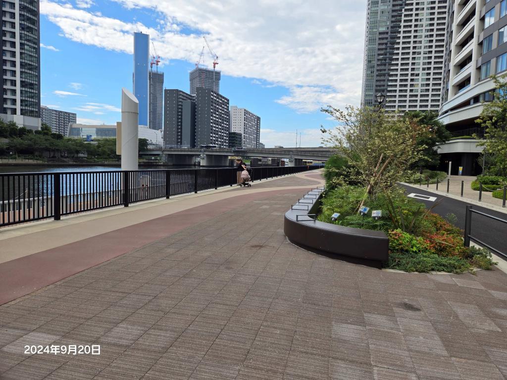  朝潮運河親水公園和GRAND MARINA TOKYO噴泉廣場