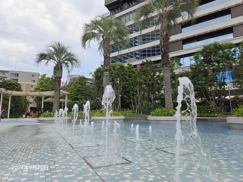  朝潮運河親水公園和GRAND MARINA TOKYO噴泉廣場