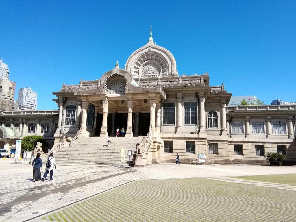  雨之朝築地本願寺
　還有推薦的餐廳
　　～築地本願寺～