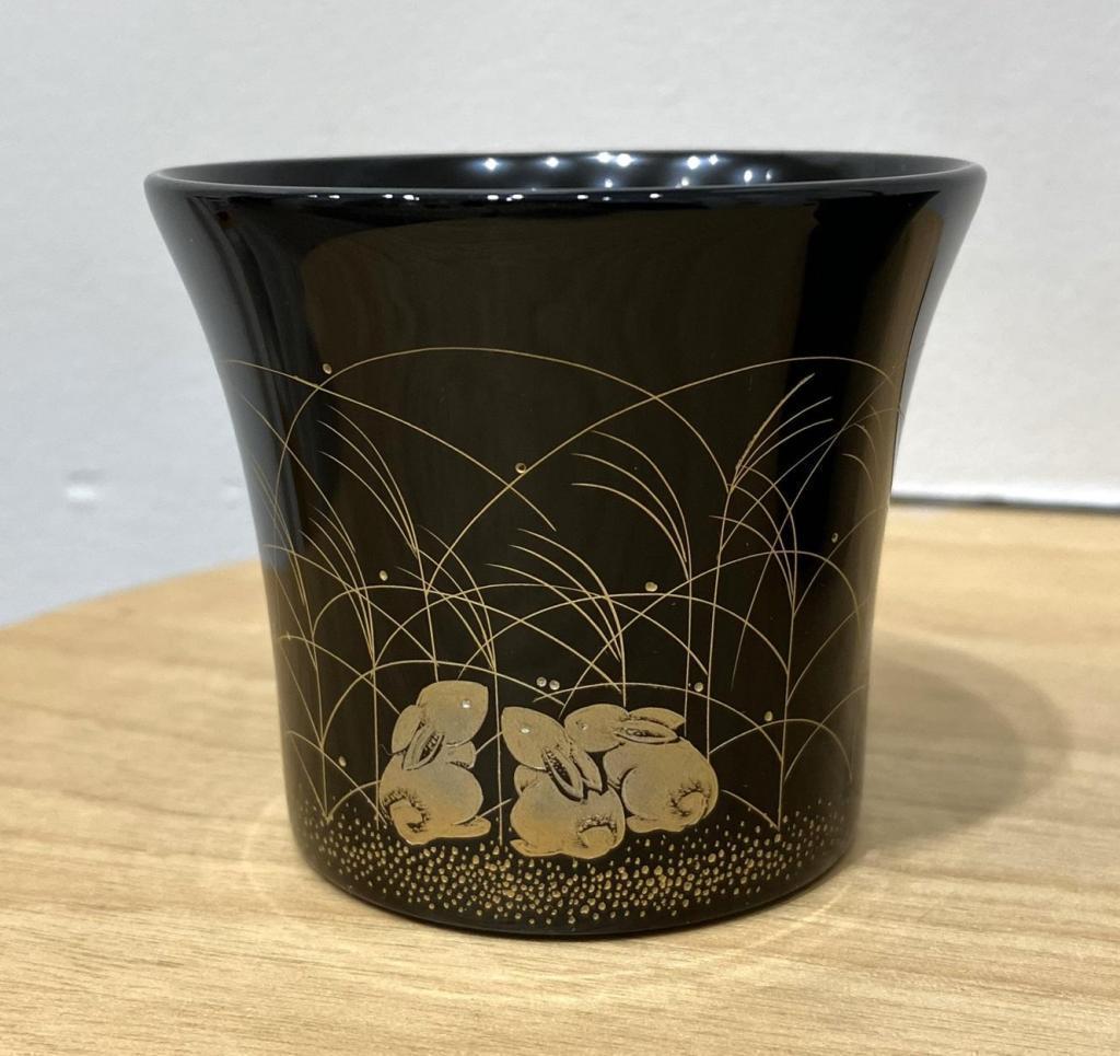 中島忠平漆器店
咕嘟咕嘟-賞月兔子
42.900日圓為了輪島的未來,輪島工匠們的作品展示
　　～日本橋木屋總店izutuki～