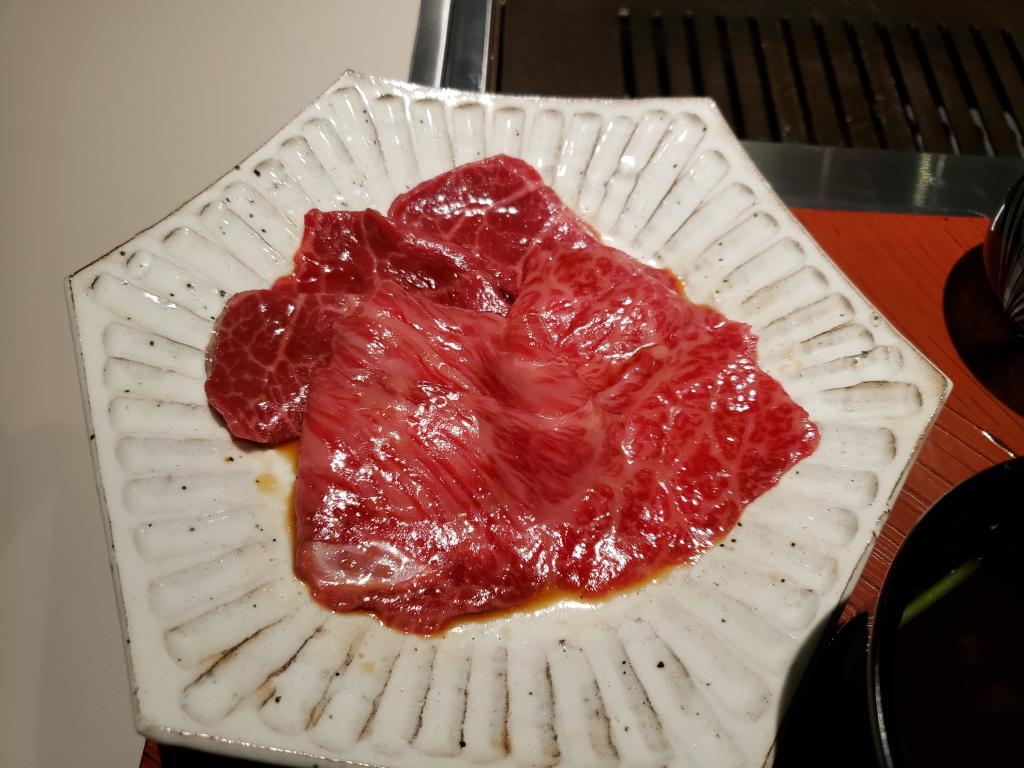  在銀座烤肉店de AgingBeef(Salon do老化牛肉)上奢侈午餐!